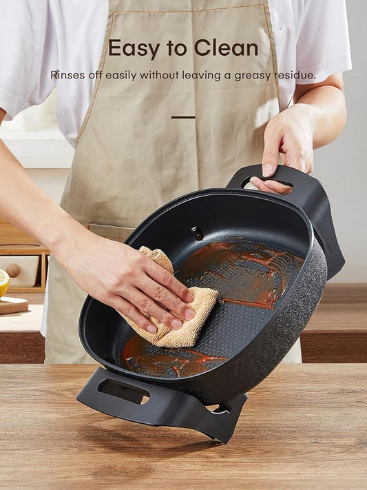 Compact electric pot for boiling, frying, steaming, grilling, and more.